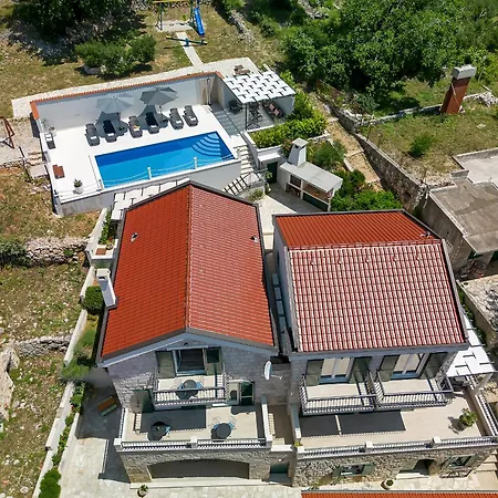 Nina With Heated Pool & Seaview Villa
